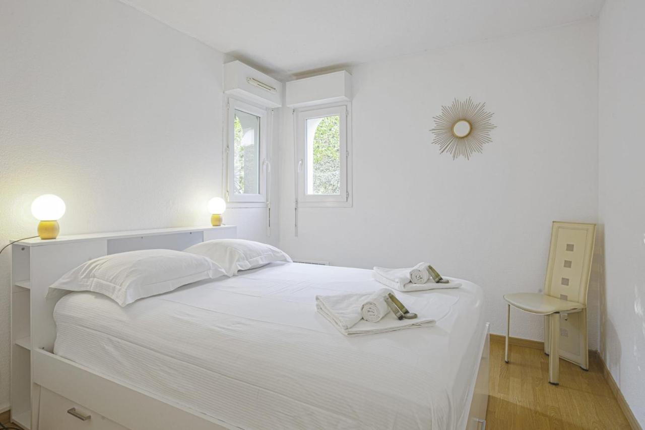 Appartement Des 3 Couronnes - Welkeys Сибур Екстериор снимка