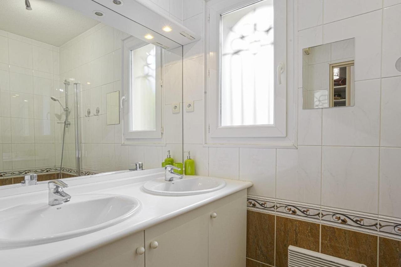 Appartement Des 3 Couronnes - Welkeys Сибур Екстериор снимка